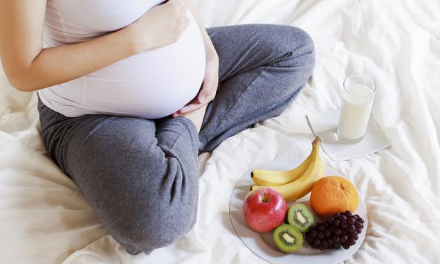أهم الأكلات المفيدة للحامل فى الشهور الاخيرة من الحمل