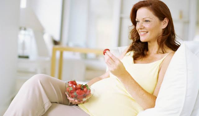 فوائد الفراولة للحامل