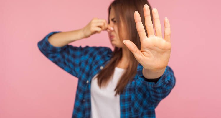 علاج رائحة المهبل الكريهة عند البنات