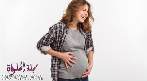 ألم السرة عند الحامل في الشهر الأول