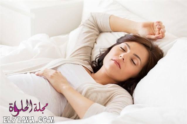 ماذا يحدث للجنين أثناء نوم الام