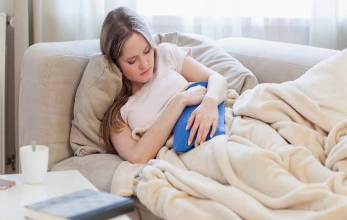 سبب نزول دم الدورة على شكل خيوط