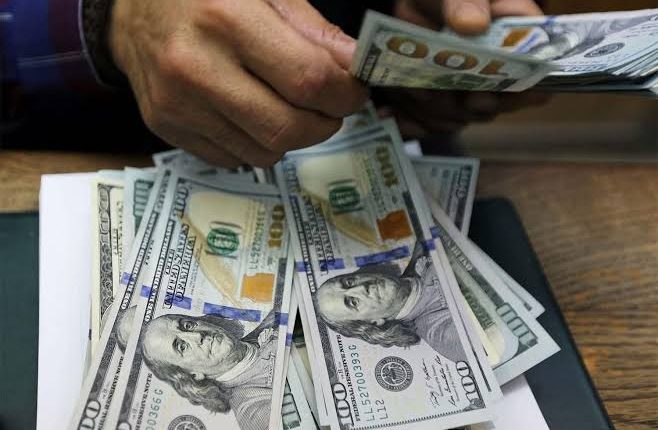 سعر الدولار اليوم في جميع البنوك .. الخفض التدريجي للجنيه مستمر الجنيه يفقد 19 قرشًا في شهر سبتمبر