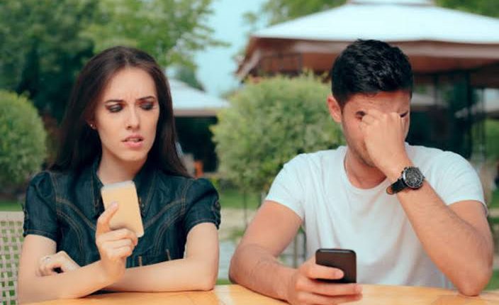 كيف أتعامل مع خيانة زوجي ناعمة الهاشمي