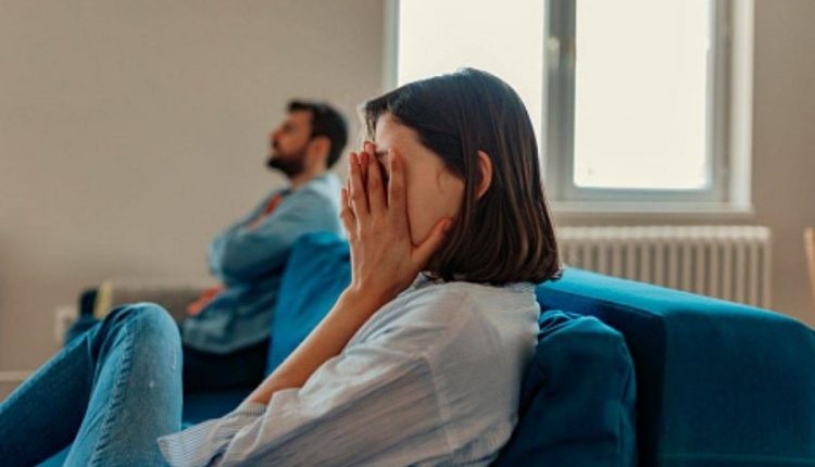 كيف أعاقب زوجي على كلامه الجارح