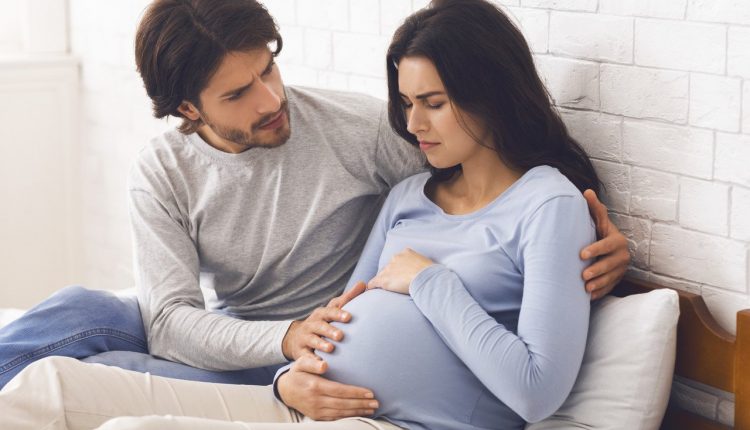 هل زيادة وزن الجنين 4 كيلو خطر على الولادة الطبيعية